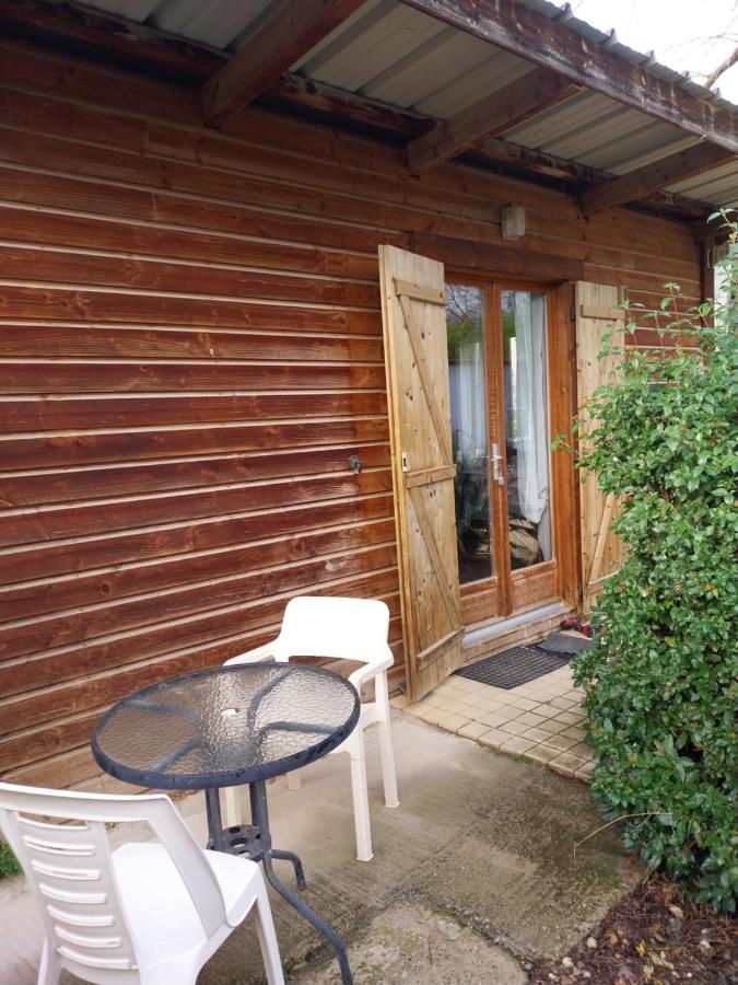 Le Petit Chalet Chanas Buitenkant foto